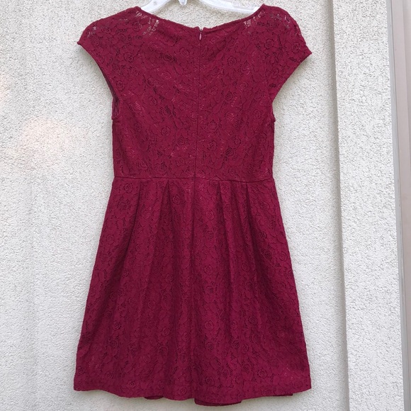 FOREVER21: Lace Magenta Mini Dress - Picture 2 of 3